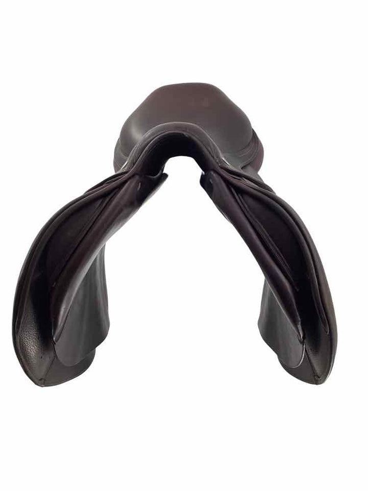 18" CWD used close contact saddle B with cover
