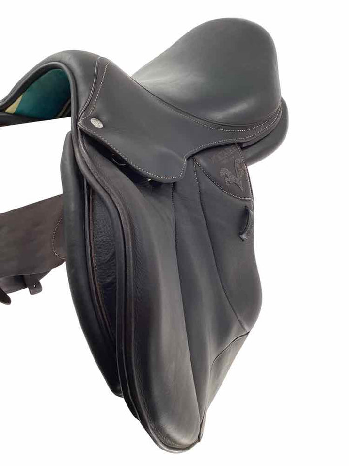 BUTLER VOLTAIRE USED HUNTER/JUMPER SADDLES