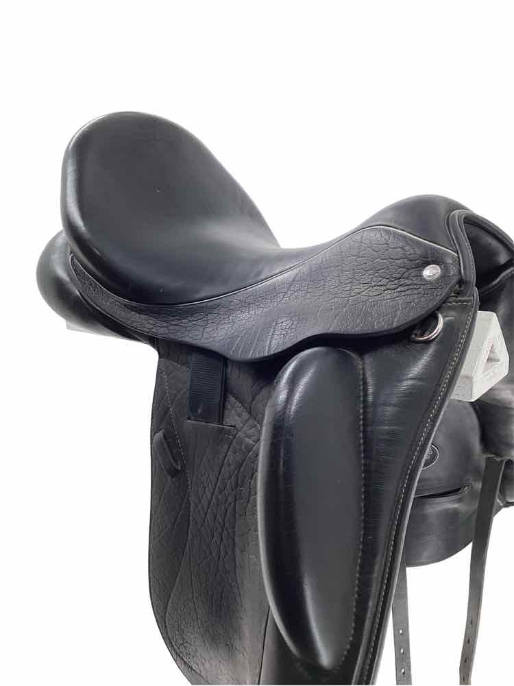 17.5" Custom Saddlery Wolfgang Solo used dressage saddle