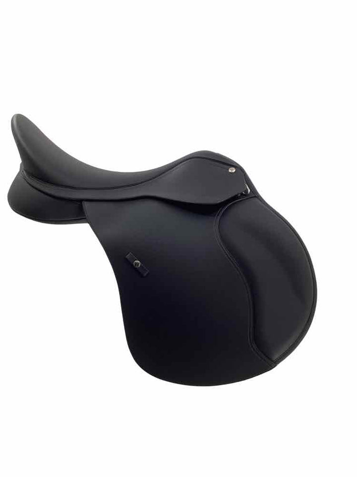 18" Wintec 500 used all purpose saddle