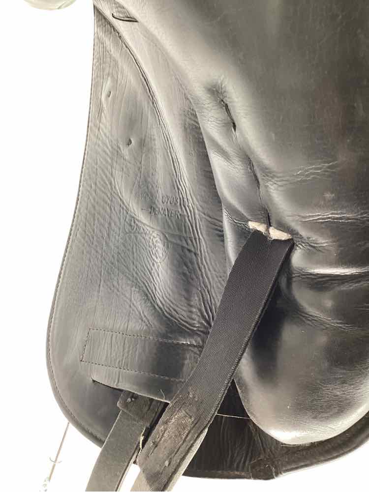 18" Henning used dressage saddle with cover B