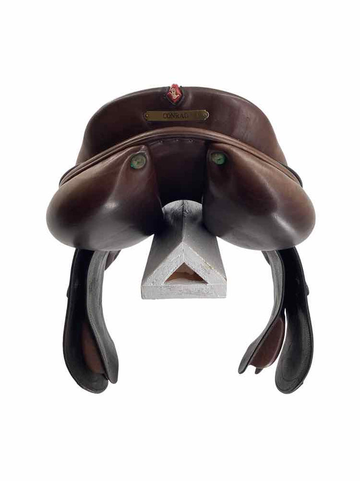 18" Equipe Grand Prix used close contact saddle