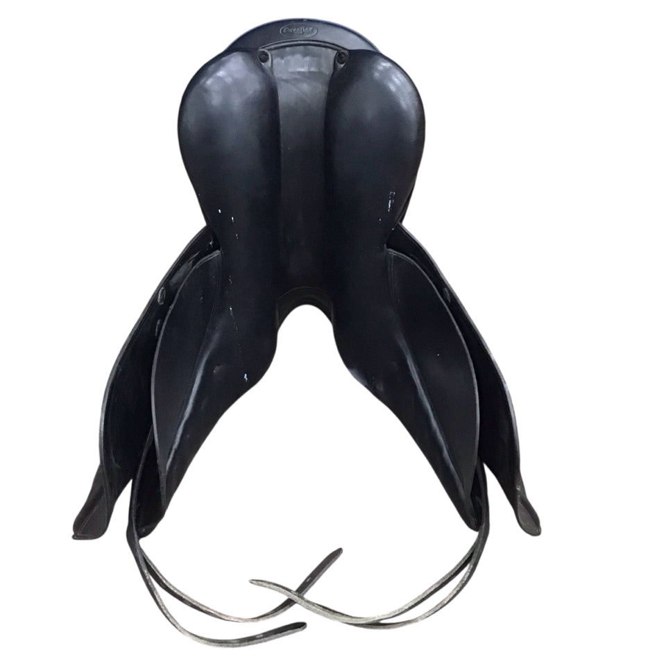 18" Prestige Dressage 2000 32cm Med/Narrow Used Dressage Saddle - H