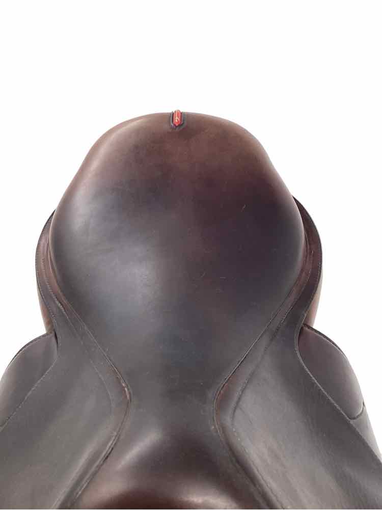 18" Equipe Grand Prix used close contact saddle