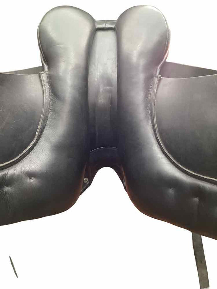 18" Hastilow Concept adjustable tree wool flock used dressage saddle