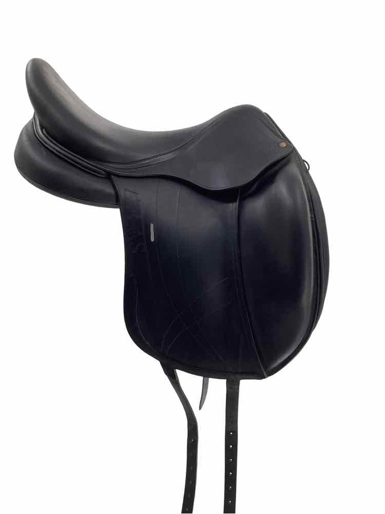 18" Atlas used monoflap dressage saddle