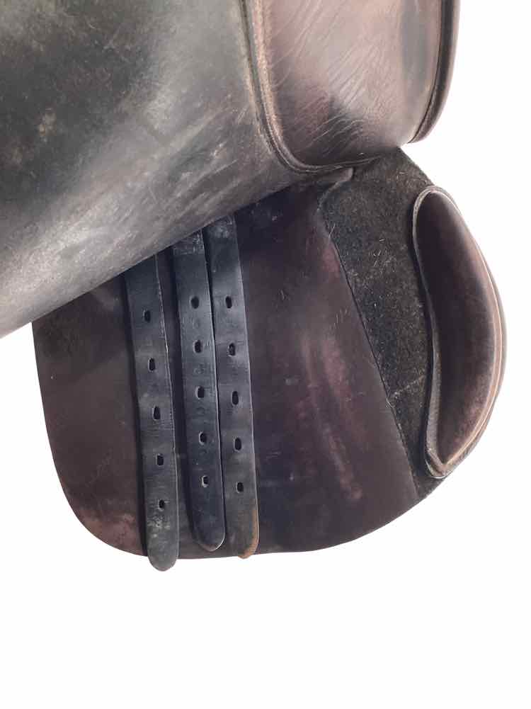 17" M Toulouse used close contact saddle