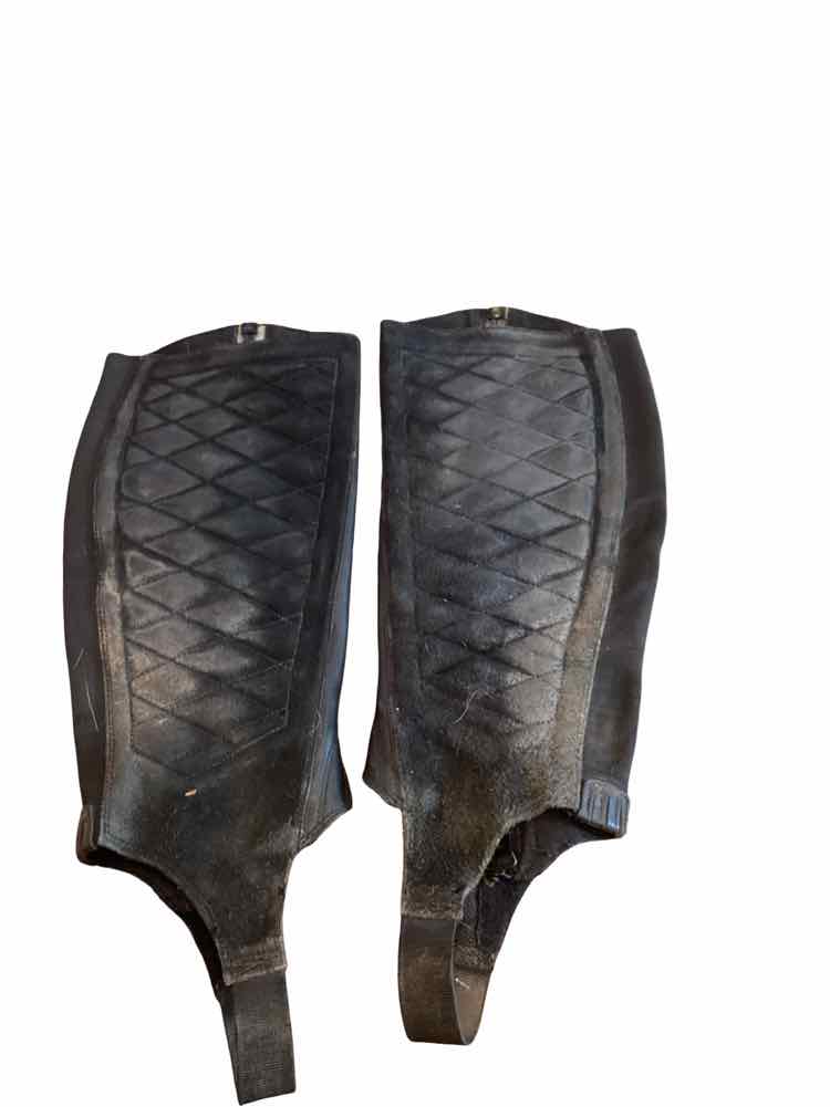 ARIAT WOMEN SIZE SMALL HALF CHAPS