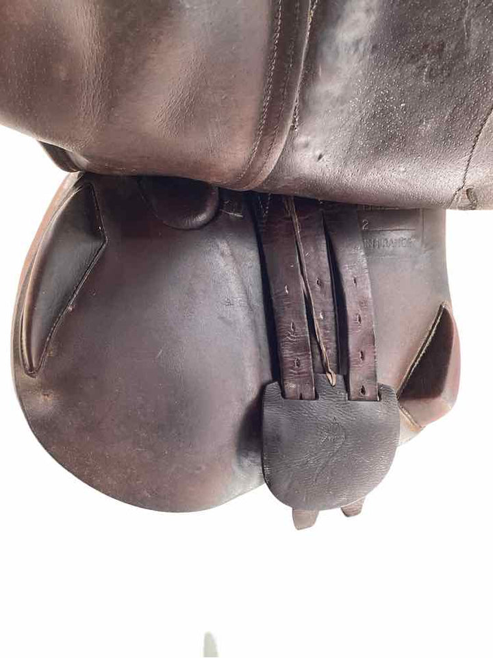 17" Antares used close contact saddle B