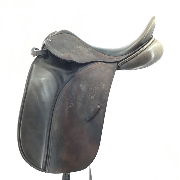 17" County Connection used dressage saddle B