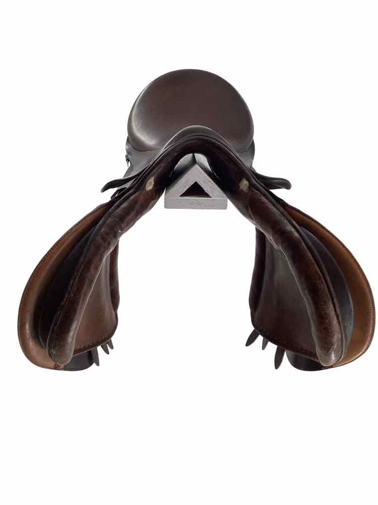 18" Stubben used all purpose saddle B