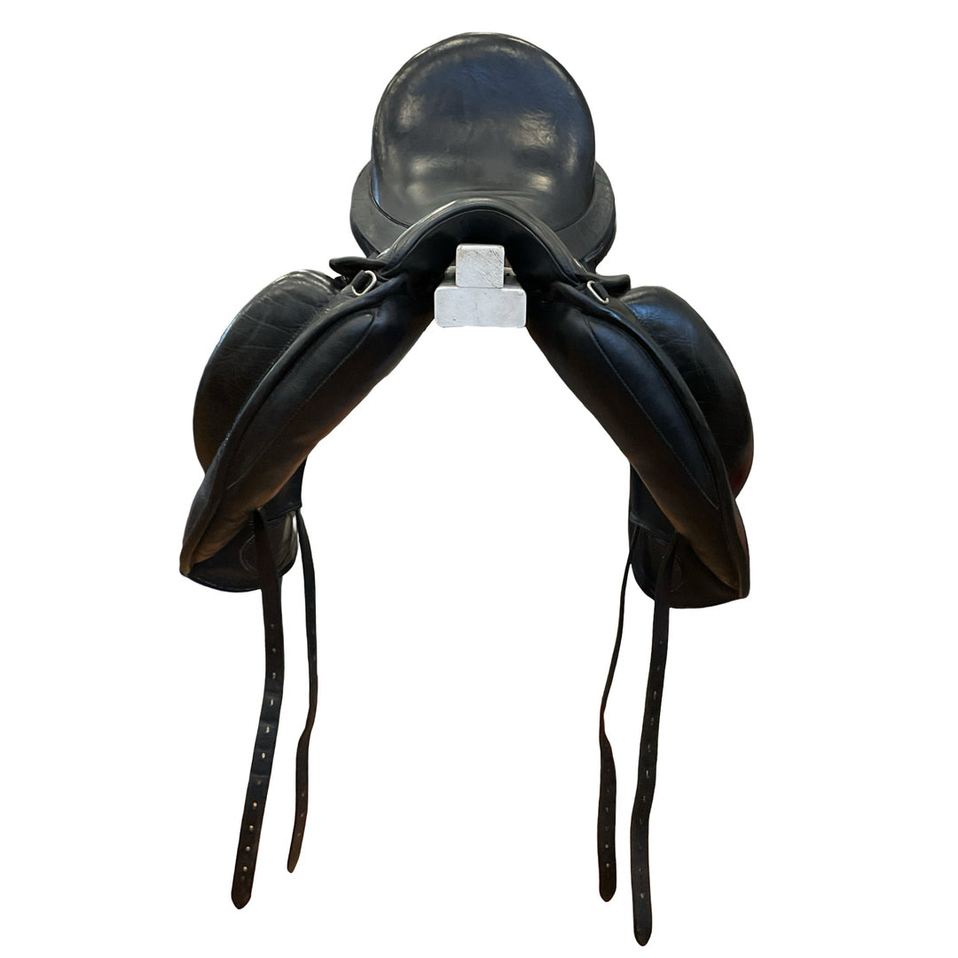 18.5" Veritas Eximo Wide Used Dressage Saddle