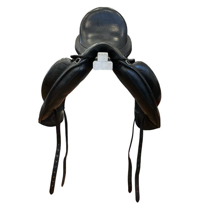18.5" Veritas Eximo Wide Used Dressage Saddle
