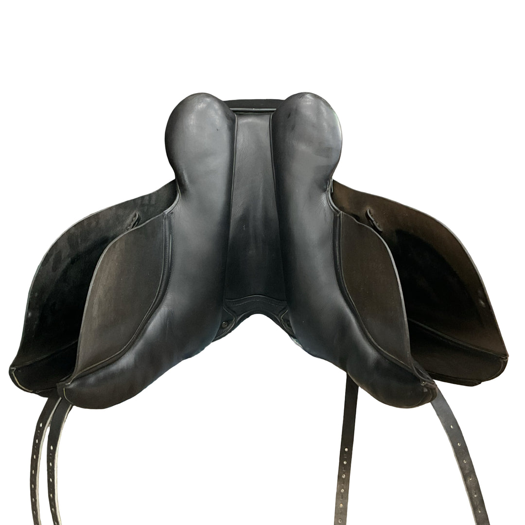 17.5" Kent & Masters Original Cob GB Adjustable Used All Purpose Saddle