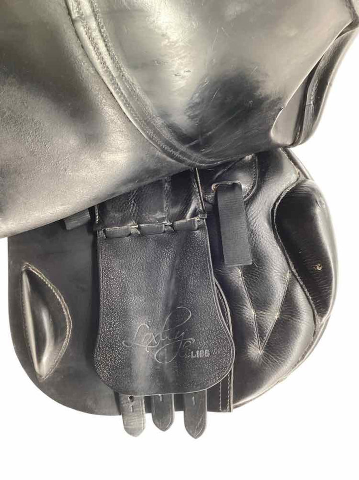 17" Loxley Bliss Jump LX used jumping saddle