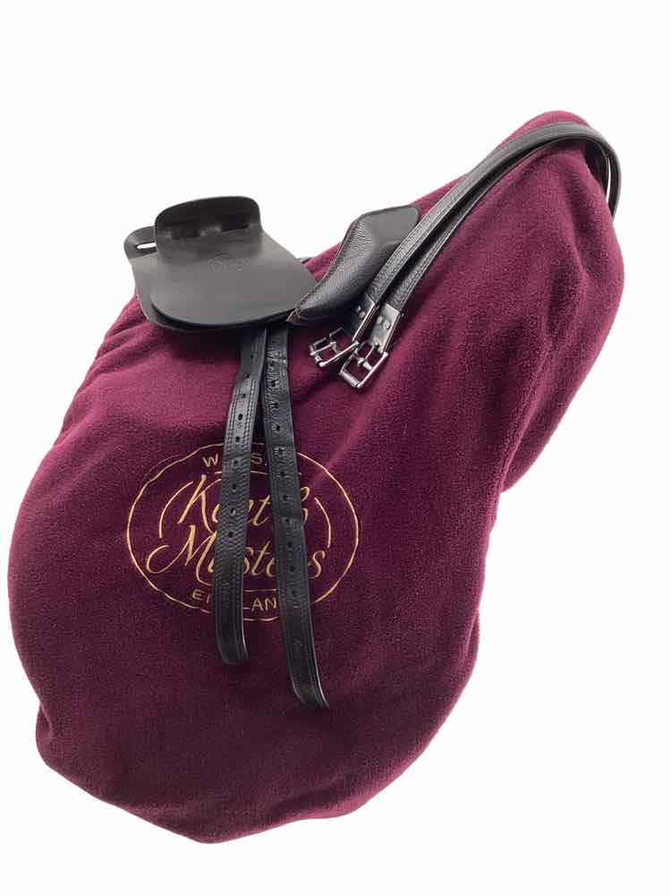 17.5" Kent & Masters used close contact saddle