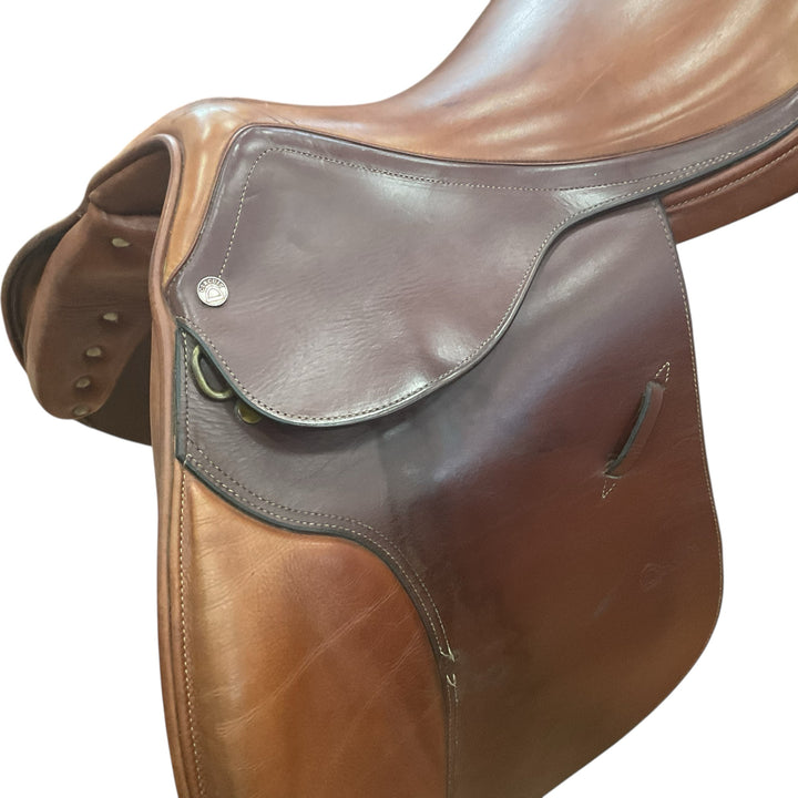 17.5" Dover Circuit Wide Used Hunter/Jumper Saddle - H