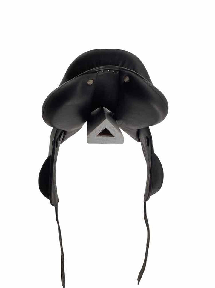 18" Devoucoux Monoflap used saddle