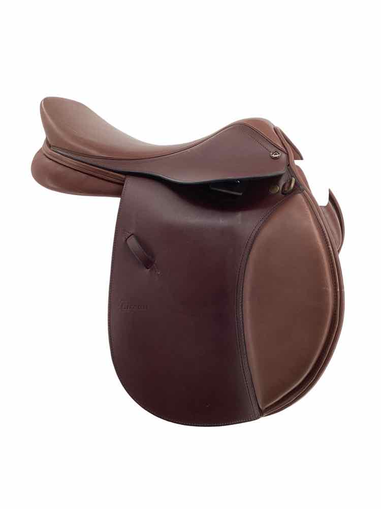 17" Dover used close contact saddle B