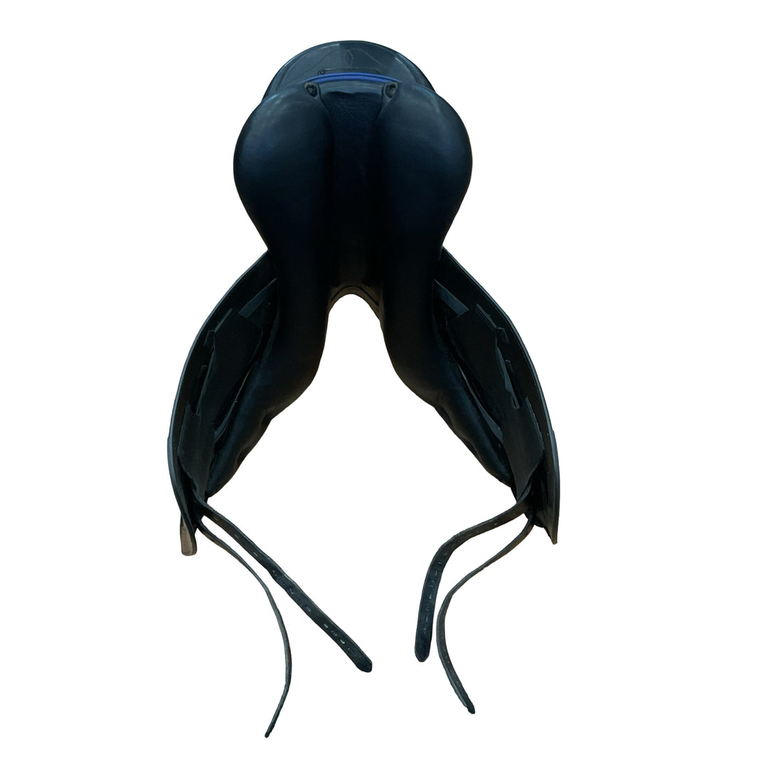 18" Prestige Venus K-New 33cm Medium Used Dressage Saddle