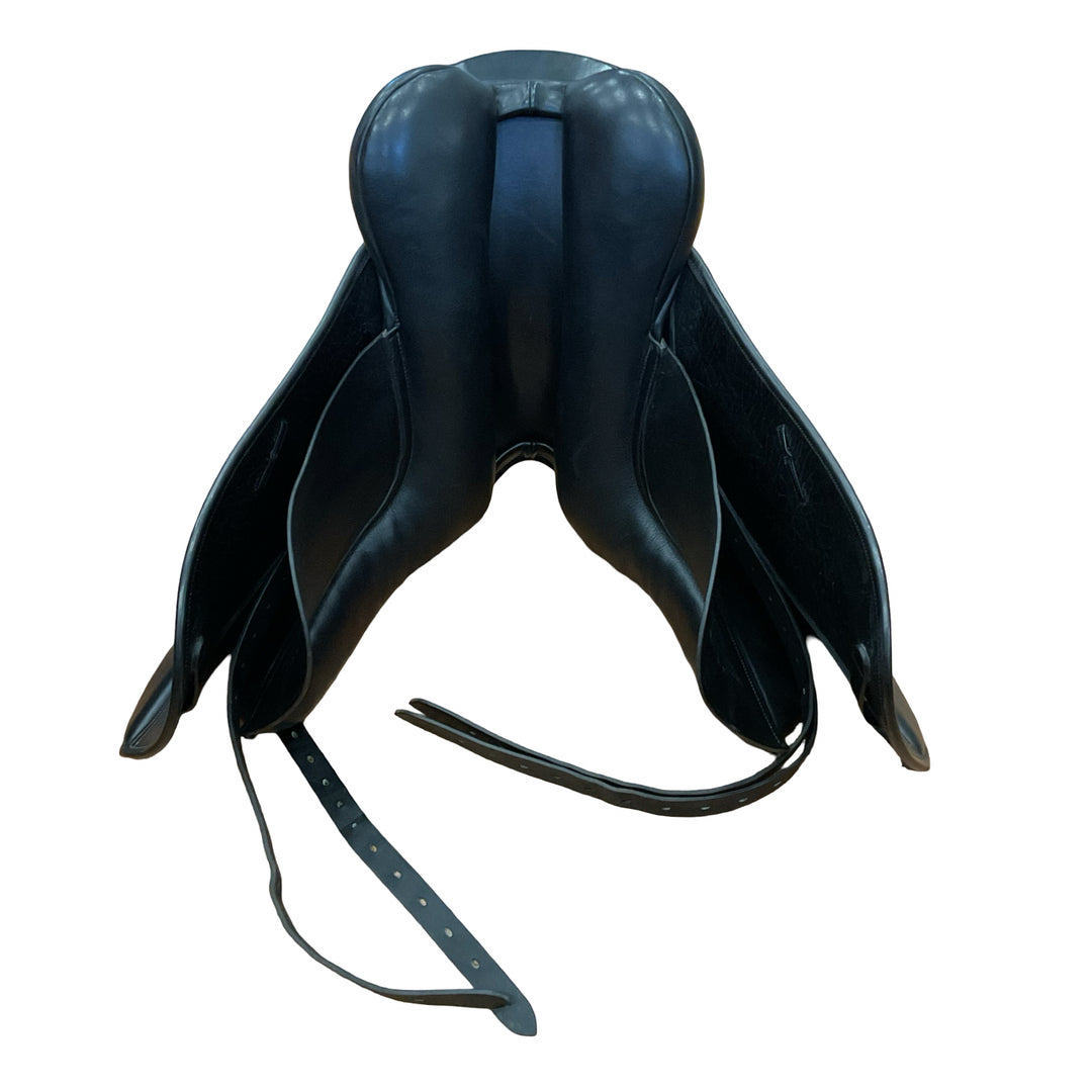 17" County Connection Medium Used Dressage Saddle