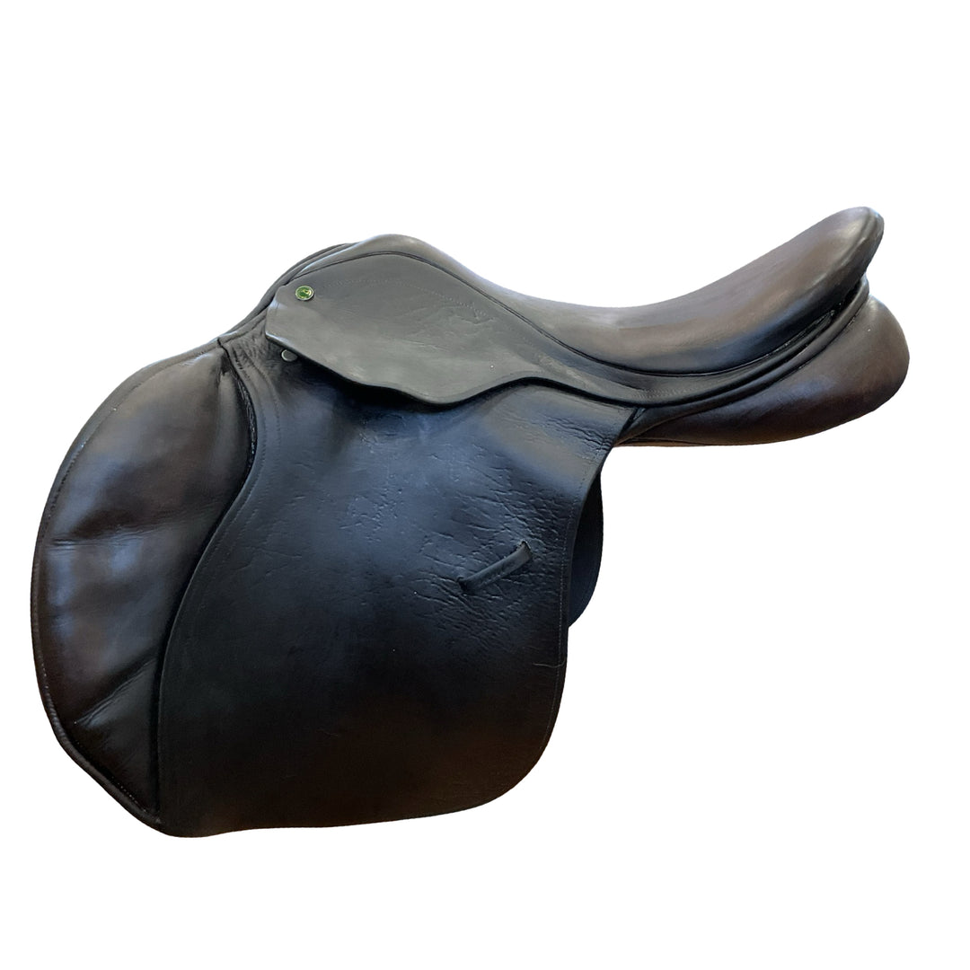 17" County Conquest Med/Wide Used Hunter/Jumper Saddle
