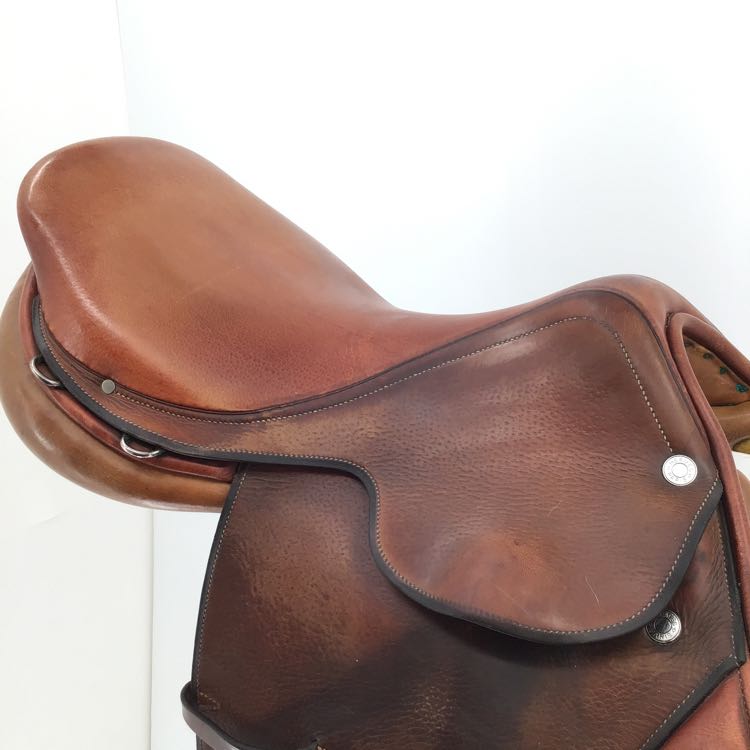 17" Hermes M tree used close contact saddle B