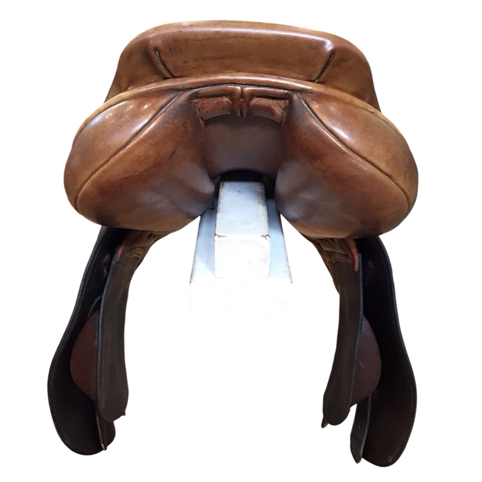17" County Stabilizer Narrow Used Hunter/Jumper Saddle - H