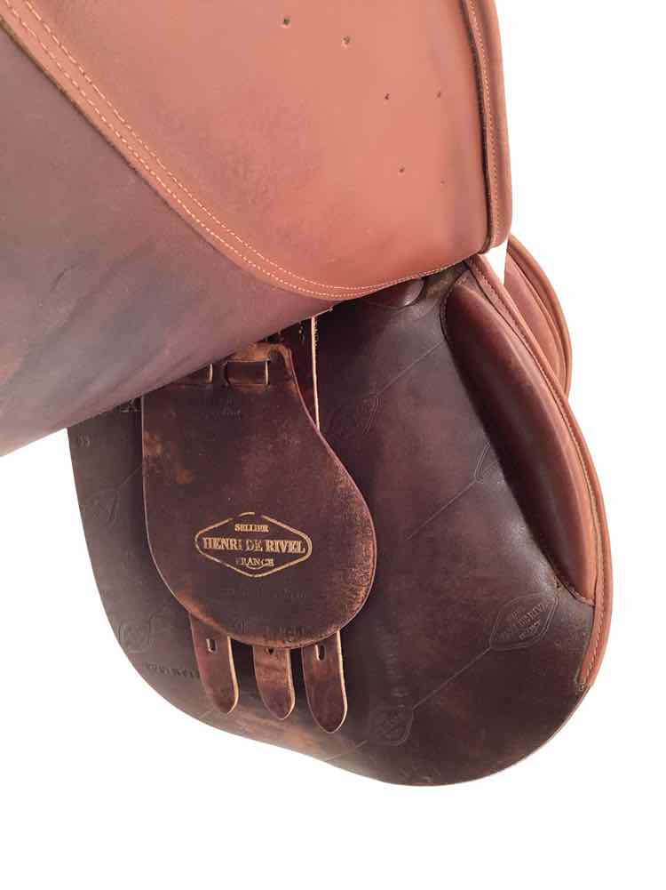 17.5" HDR used close contact saddle B