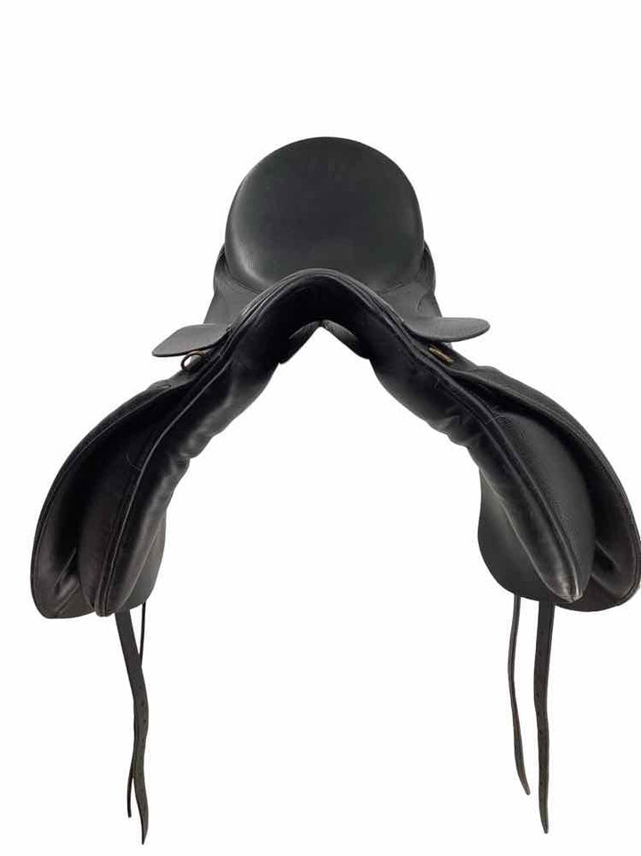 18" Jorges Canaves used dressage saddle B