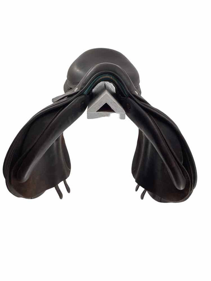 17" Voltaire Palm Beach used close contact saddle