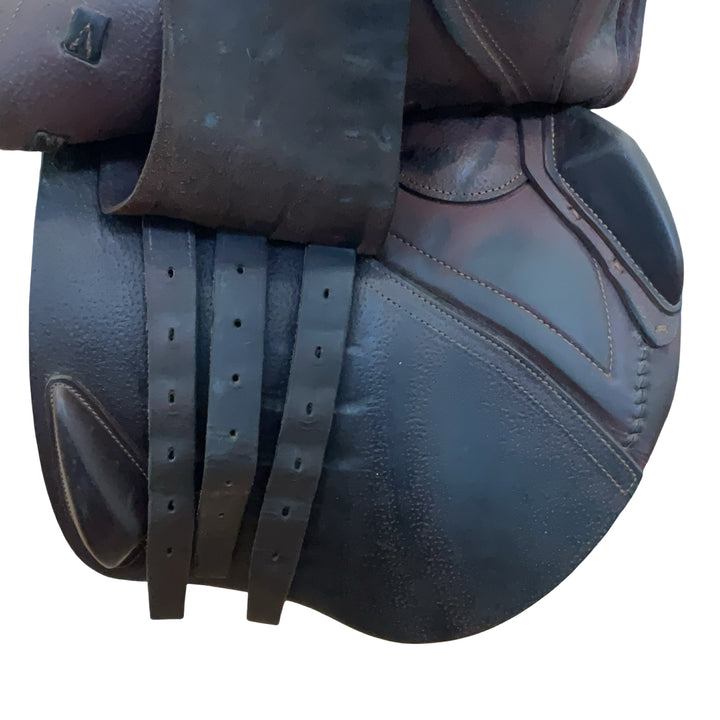 17" CWD SE01 Medium Used Hunter/Jumper Saddle - H