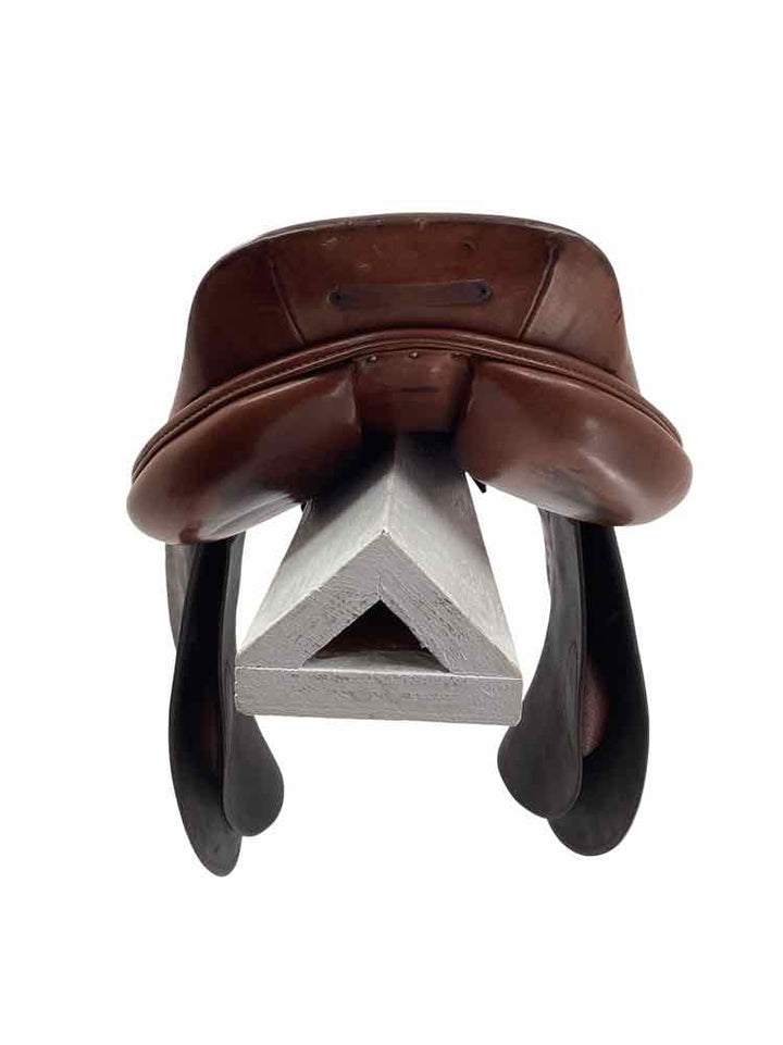 17" Tad Coffin used close contact saddle