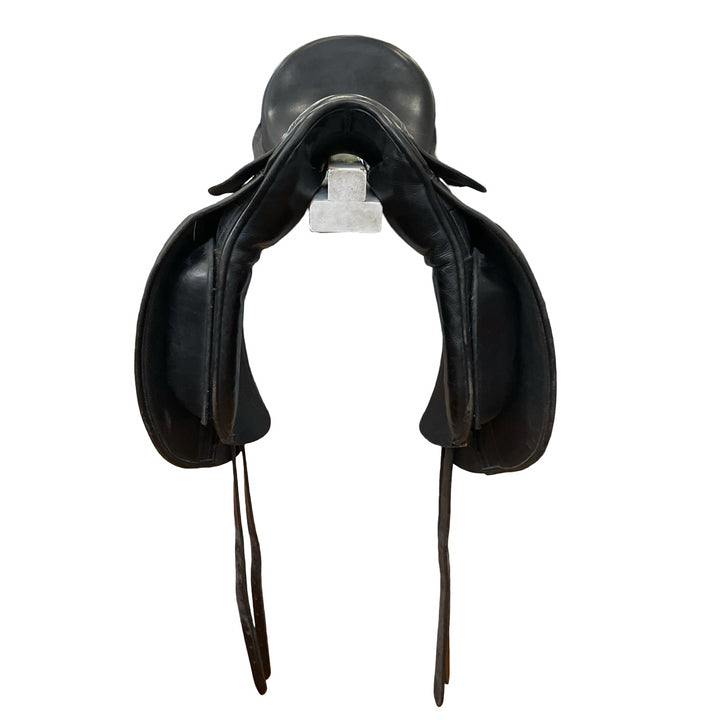 17" County Connection Medium Used Dressage Saddle