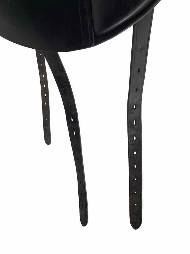 18" Albion used dressage saddle B
