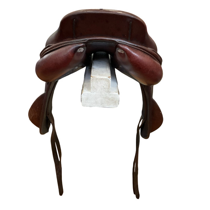 17.5" CWD SE09 Medium Used Hunter/Jumper Saddle