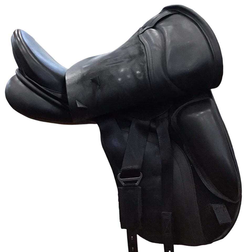 18" Ideal Technical & Traditional (T&T) Adjustable Used Dressage Saddle - H