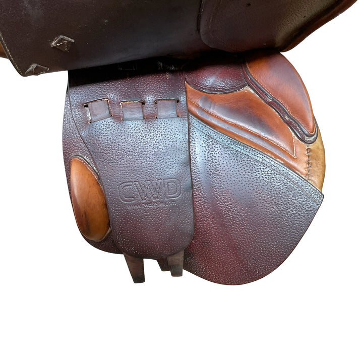 17" CWD SE02 Medium Used Hunter/Jumper Saddle