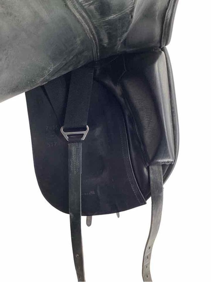 18" Hastilow Concept adjustable tree wool flock used dressage saddle