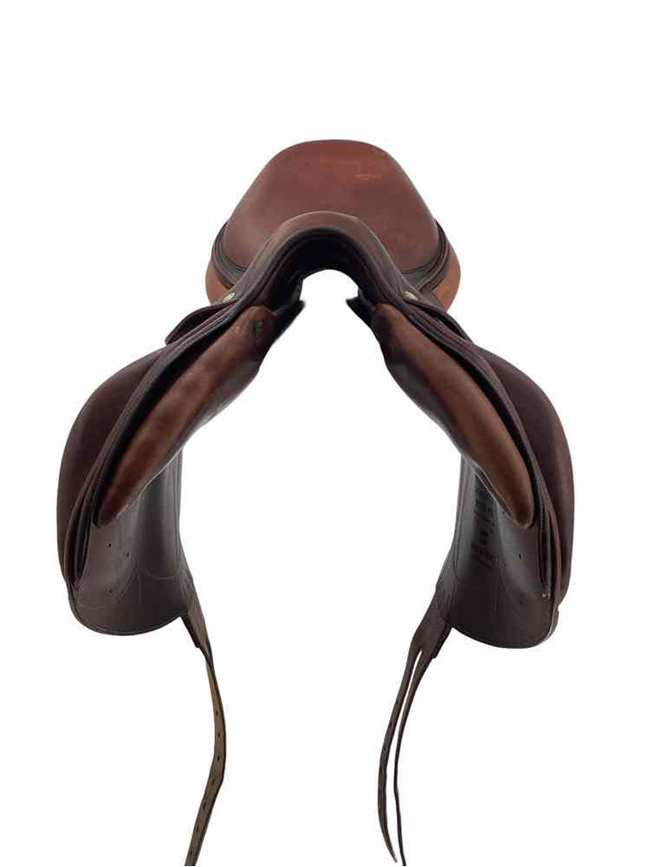 17.5" Devoucoux used monoflap jumping saddle B has cover