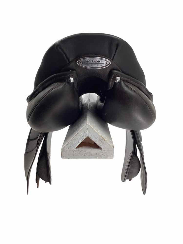 18" Stubben Portos used close contact saddle