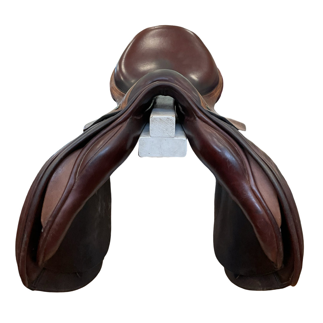 18" County Innovation Narrow Used Hunter/Jumper Saddle