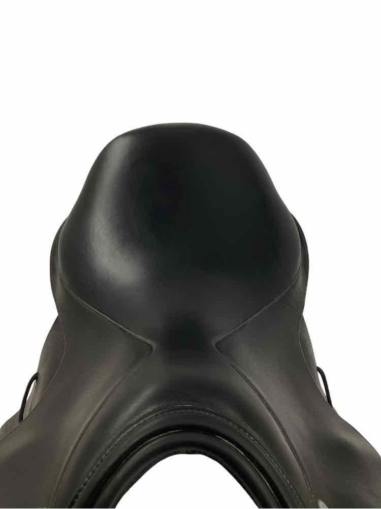 17" Loxley Bliss Jump LX used jumping saddle