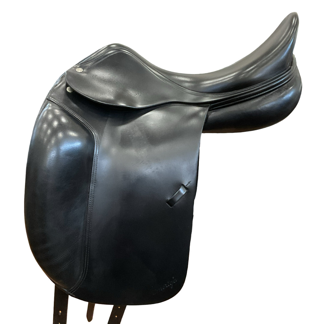 17.5" Amerigo Med/Wide Used Dressage Saddle