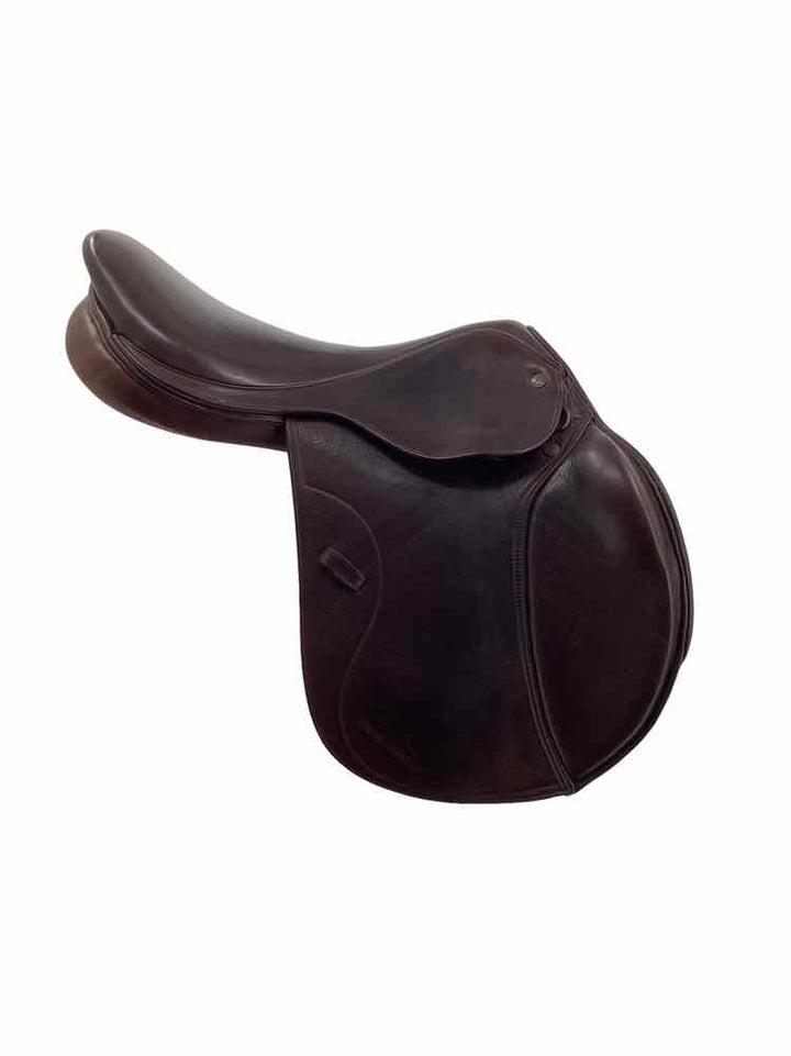 18" Beval used close contact saddle B