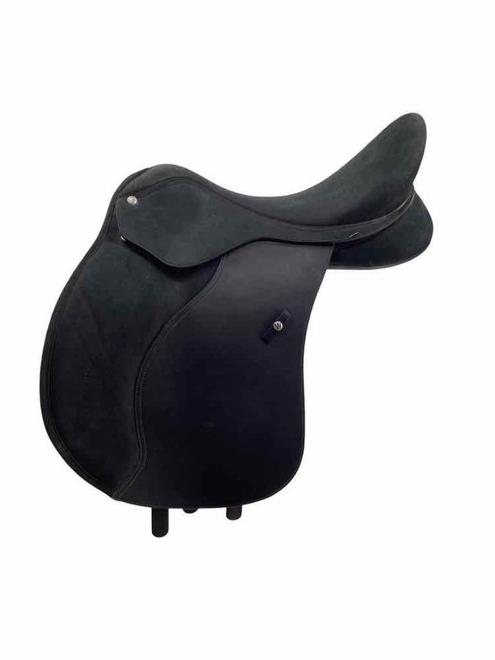 17.5" Wintec used all purpose saddle B