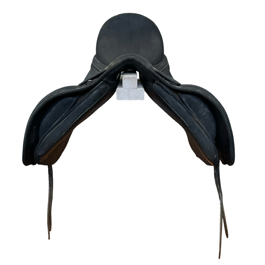 18" Wintec Isabell Adjustable Used Dressage Saddle