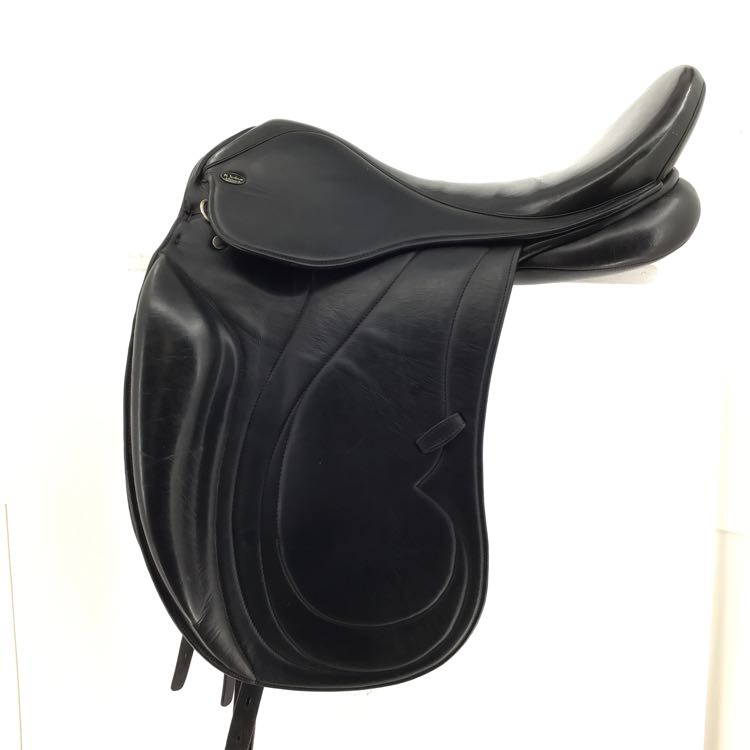 19" M Toulouse used dressage saddle B