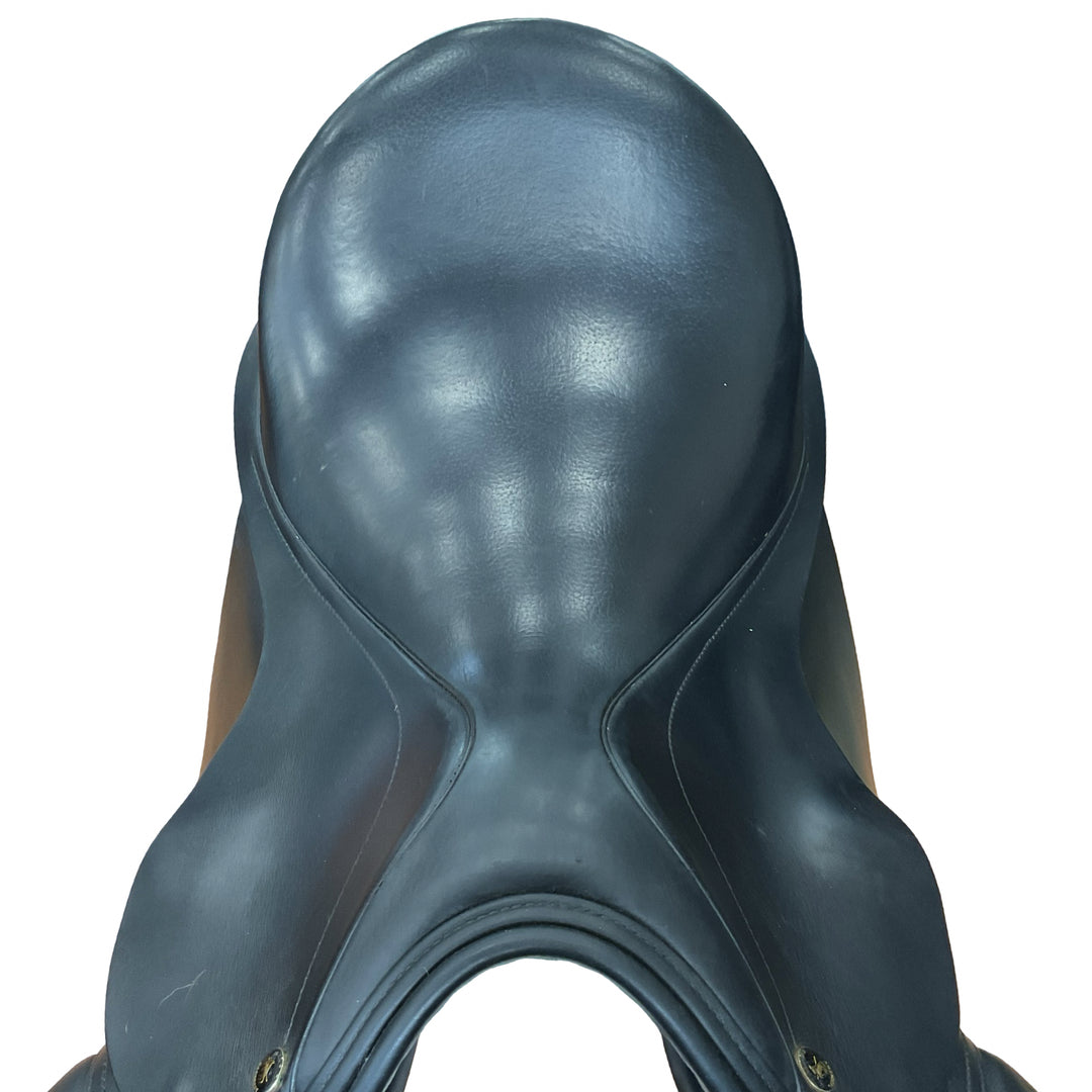 17.5" Centaur Medium Used Dressage Saddle