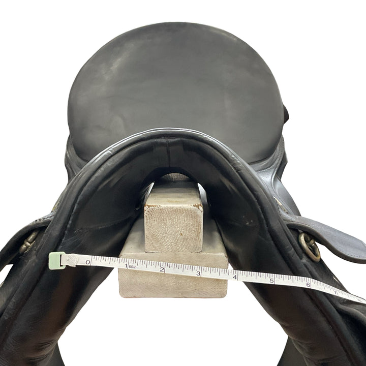 18" Kieffer Lech Profi Medium Used Dressage Saddle